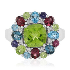 Anello in argento con Peridoto