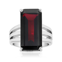 Anello in argento con Granato d’India