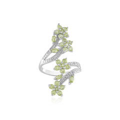 Anello in argento con Peridoto