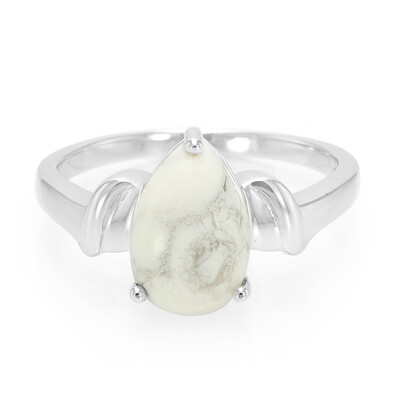 Anello in argento con Howlite