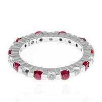 Anello in argento con Rubino del Madagascar