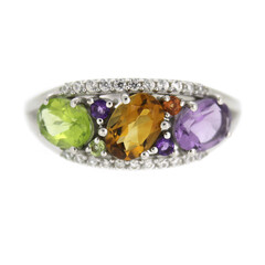 Anello in argento con Ametista