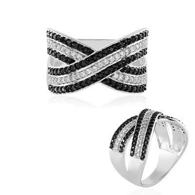 Anello in argento con Spinello Nero
