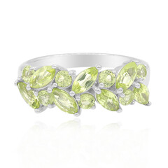 Anello in argento con Peridoto