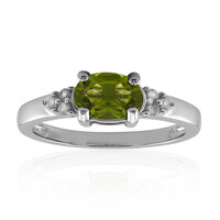 Anello in argento con Peridoto della Birmania