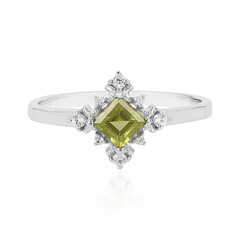 Anello in argento con Peridoto