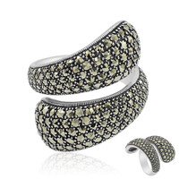 Anello in argento con Marcassite
