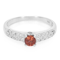 Anello in argento con Granato Malaya