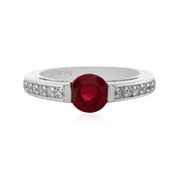 Anello in argento con Rubino del Madagascar