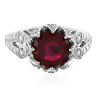 Anello in argento con Rubino del Madagascar