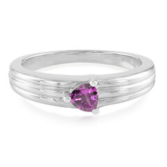 Anello in argento con Granato Magenta