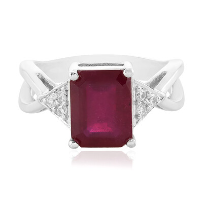 Anello in argento con Rubino del Madagascar