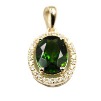 Ciondolo in oro con Diopside Russo