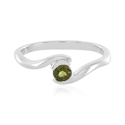 Anello in argento con Moldavite