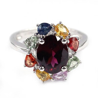 Anello in argento con Rodolite