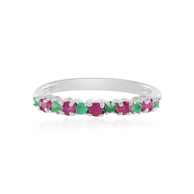 Anello in argento con Rubino