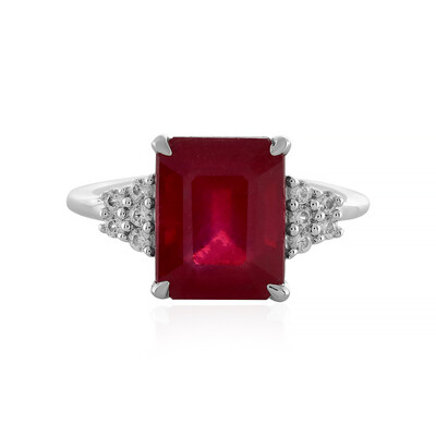 Anello in argento con Rubino del Madagascar