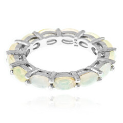 Anello in argento con Opale di Welo