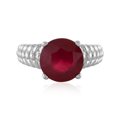 Anello in argento con Rubino del Madagascar