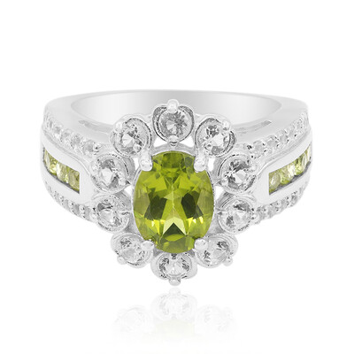 Anello in argento con Peridoto