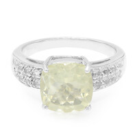 Anello in argento con Ortoclasio