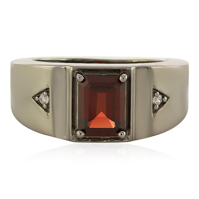 Anello in argento con Granato d’India