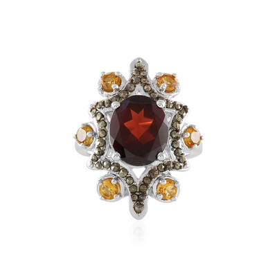 Anello in argento con Granato Mozambico
