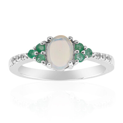 Anello in argento con Opale di Welo