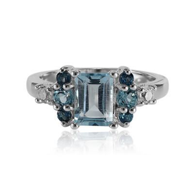 Anello in argento con Topazio Blu Cielo