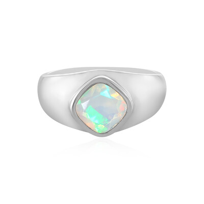 Anello in argento con Opale di Welo