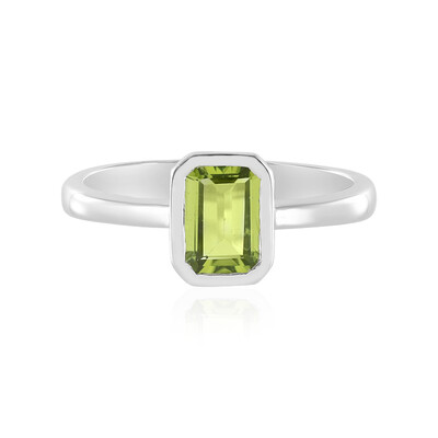 Anello in argento con Peridoto