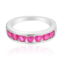 Anello in argento con Rubino