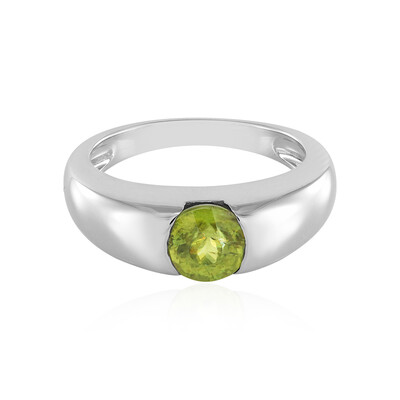 Anello in oro con Sfene