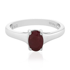 Anello in argento con Rubino