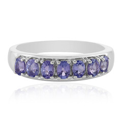 Anello in argento con Tanzanite