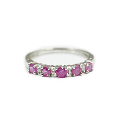 Anello in argento con Rubino Mozambico
