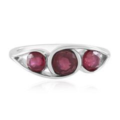 Anello in argento con Rubino del Madagascar