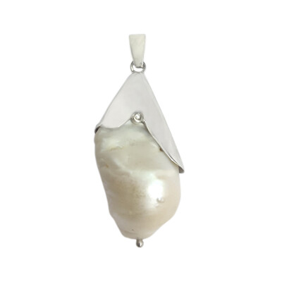 Ciondolo in argento con Perla di Acqua Dolce