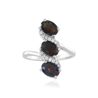 Anello in argento con Opale Mezezo