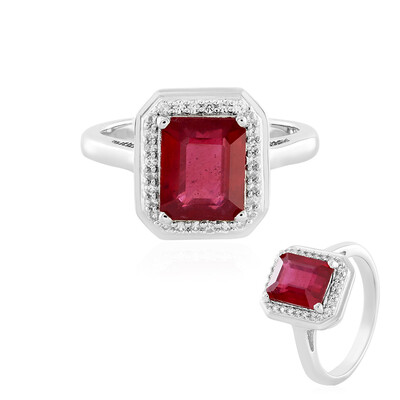 Anello in argento con Rubino Bemainty