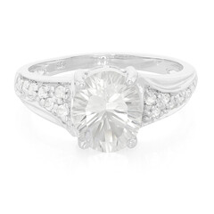 Anello in argento con Petalite