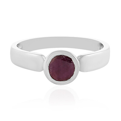 Anello in argento con Rubino