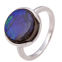 Anello in argento con Ammolite