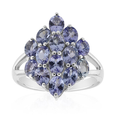 Anello in argento con Tanzanite