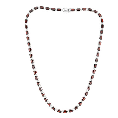 Collana in argento con Granato