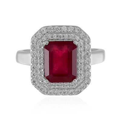 Anello in argento con Rubino del Madagascar