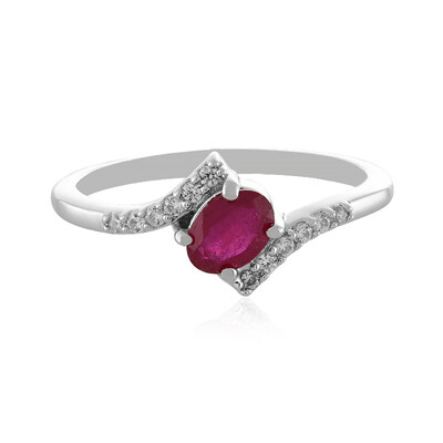 Anello in argento con Rubino del Madagascar