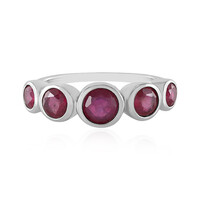 Anello in argento con Rubino del Madagascar