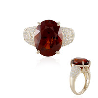 Anello in oro con Granato Essonite