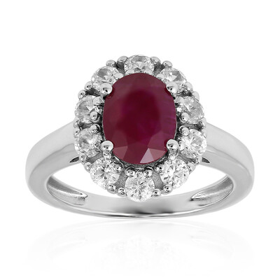 Anello in argento con Rubino Keniano